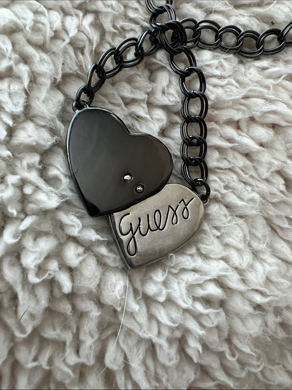 Guess hearts  Silver-Tone Layered  Necklace with Crystal and Pearl Accents - Picture 4 of 4